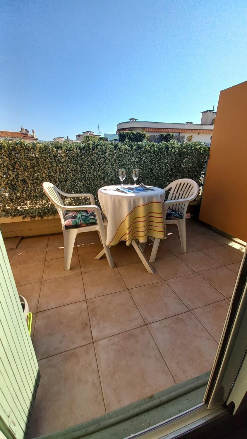 Balcony/Terrace, Balcony/Terrace