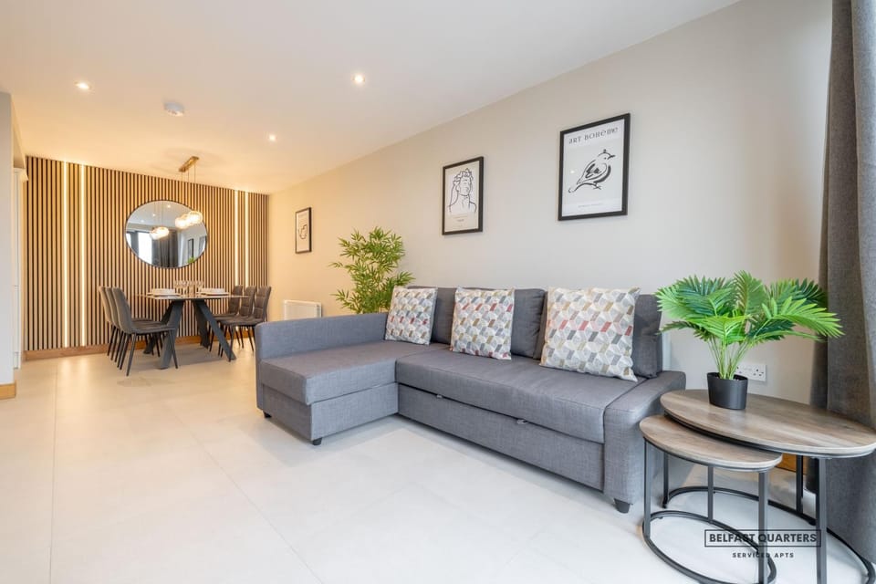 Belfast Quarters 8th Floor Gem! Apartment in Belfast