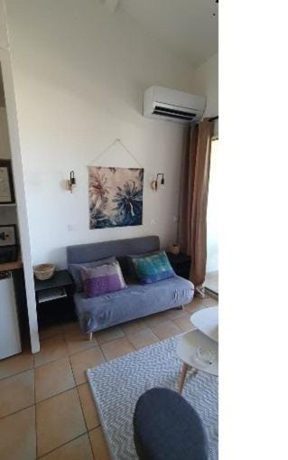 Appartement vue mer Résidence Les restanques Grimaud Apartment in Grimaud