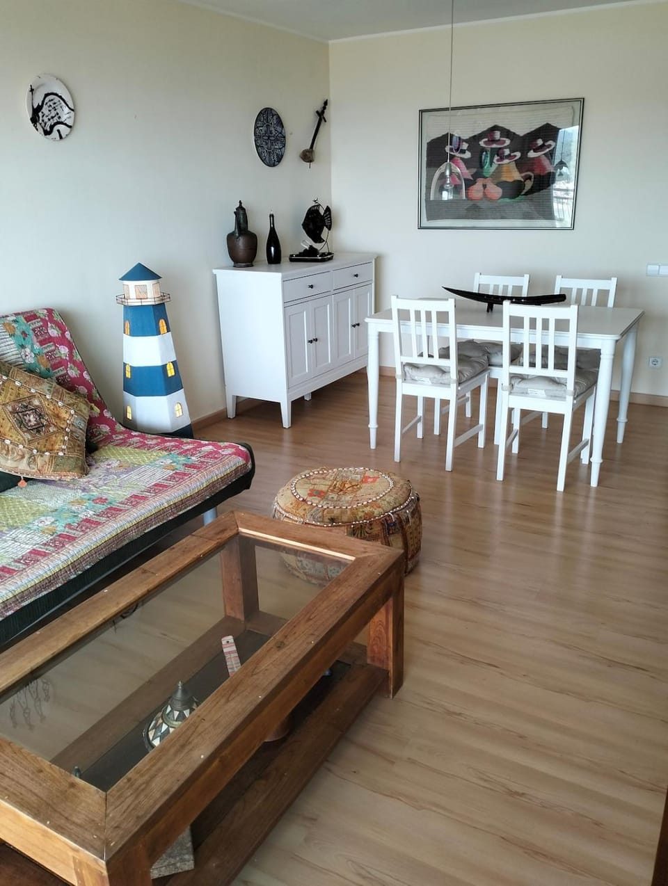 Living room, Dining area