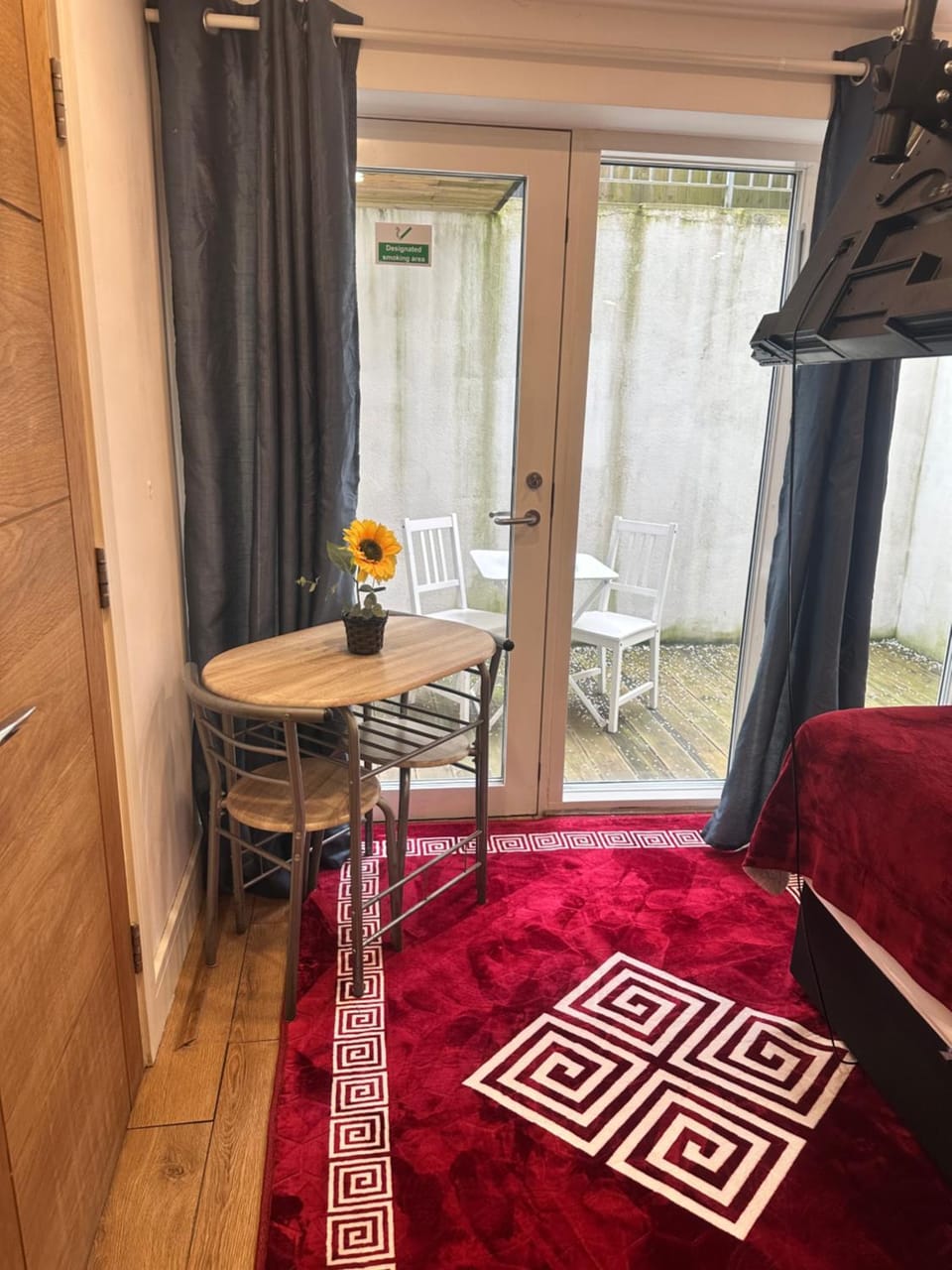 Josh Double Room Vacation rental in London