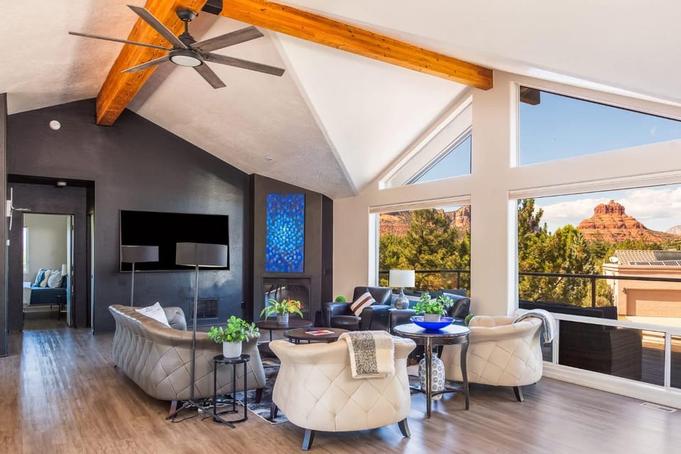 Living room, Mountain view
