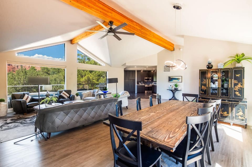Living room, Dining area