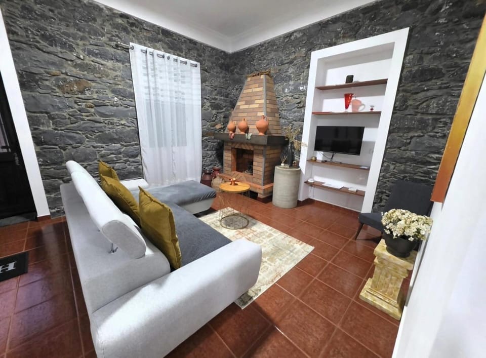 Alojamiento Local - Nosso Mascouto House in Funchal