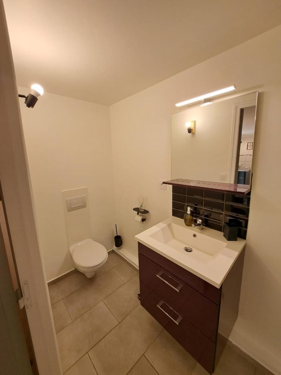Toilet, Bathroom