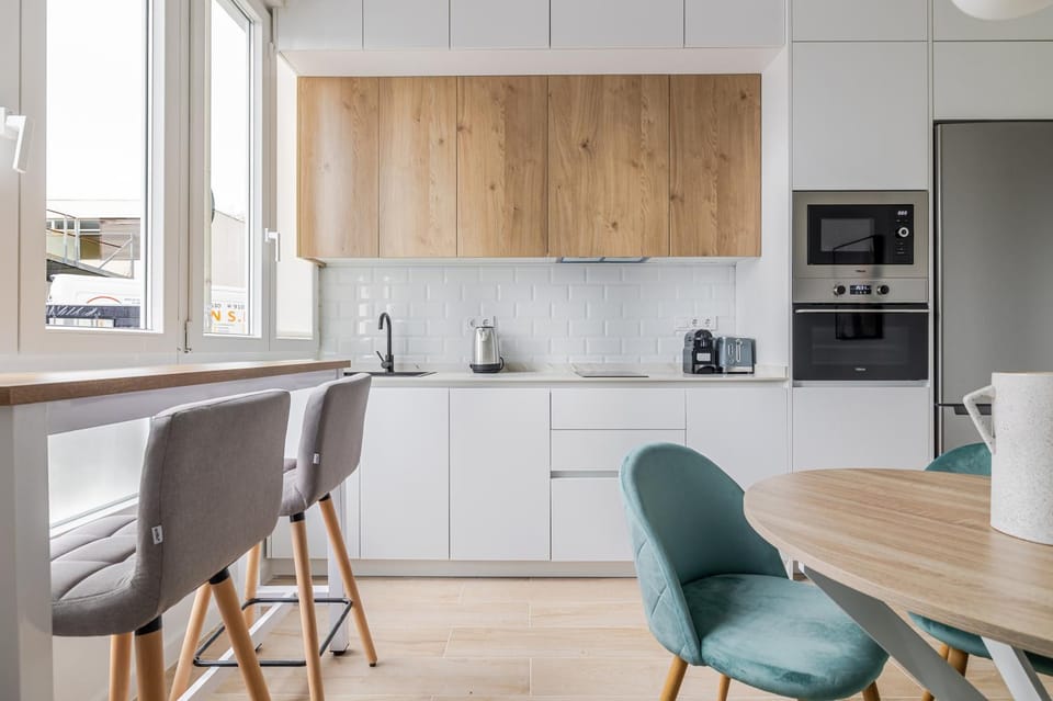 Kitchen or kitchenette, Communal kitchen