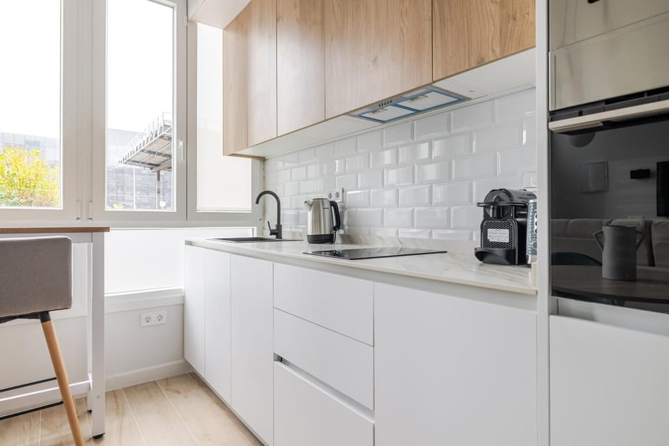 Kitchen or kitchenette, Communal kitchen