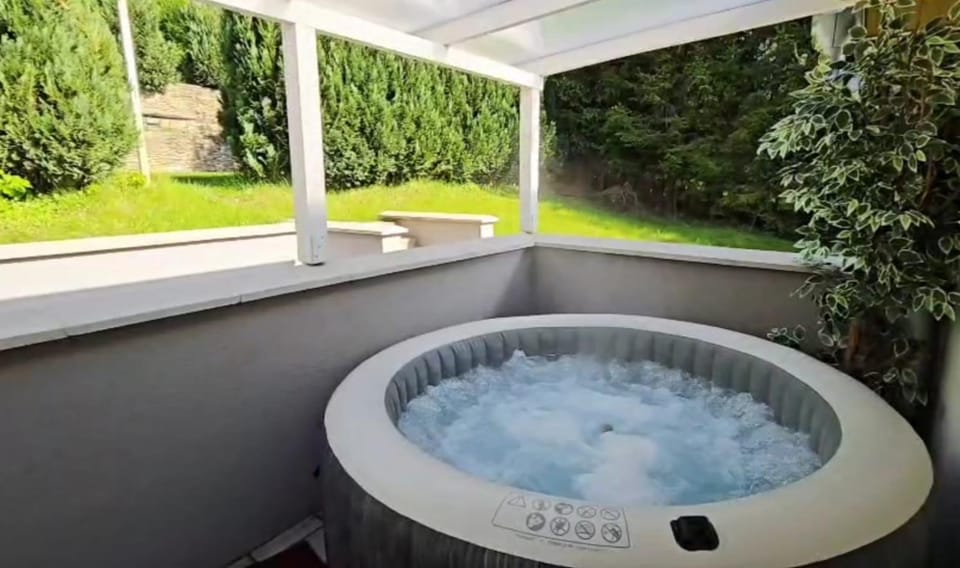 Natural landscape, Hot Tub