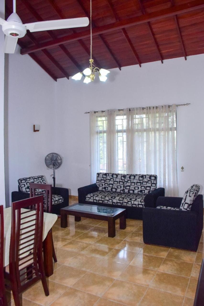 Sundance Residence House in Negombo