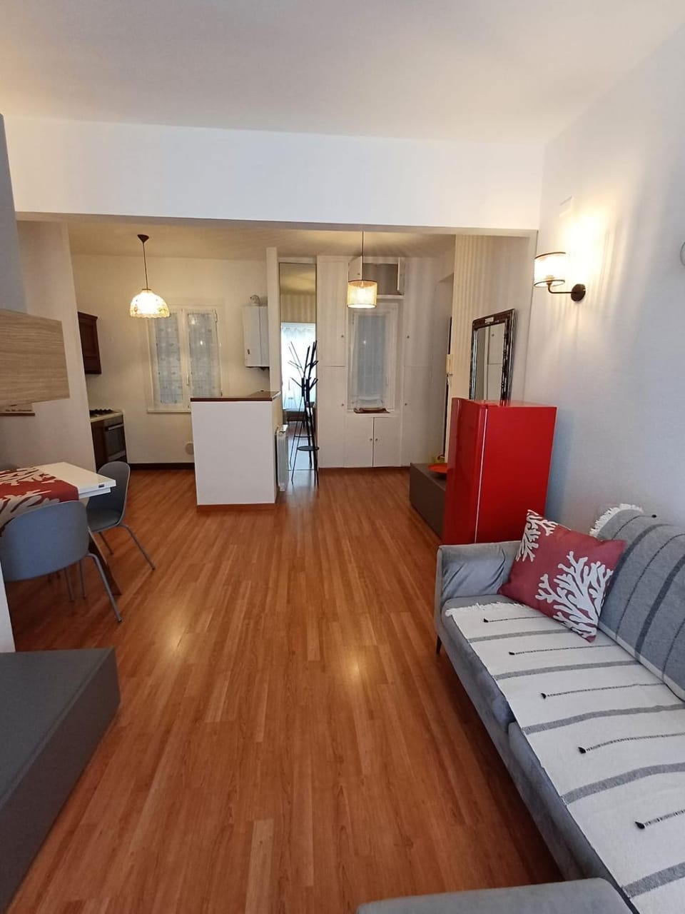Kitchen or kitchenette, Living room, Dining area, oven, stove