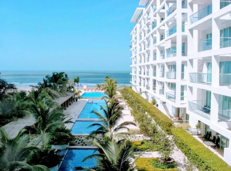 View, exit to Playa Morros tres Cartagena Apartment in La Boquilla