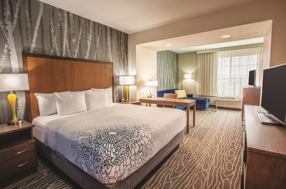 Photo of the whole room, On site