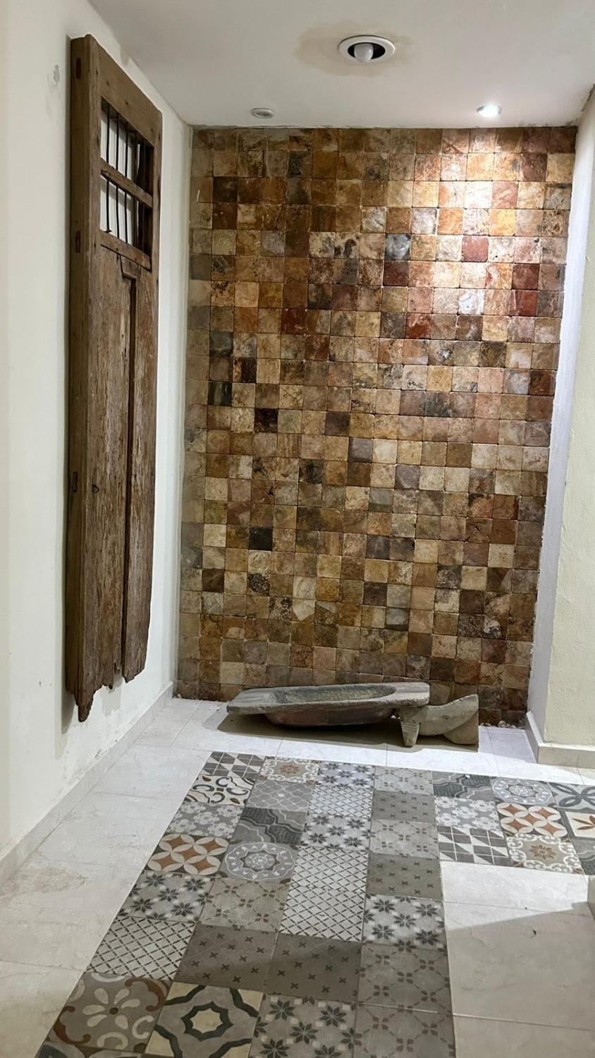 Cozy and Central Room Apartment in Merida