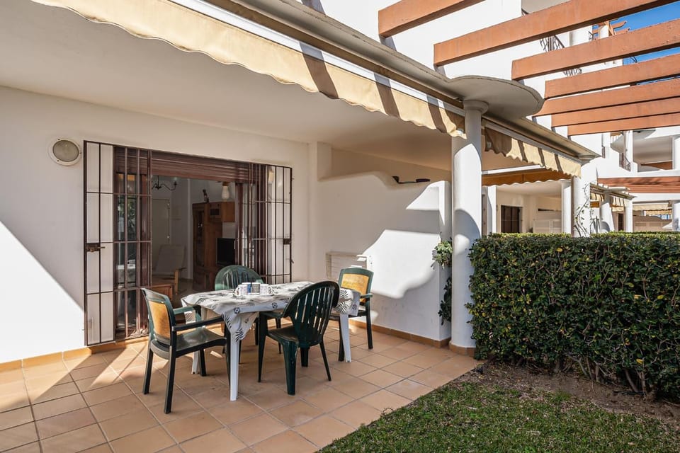 Patio, Garden, Balcony/Terrace