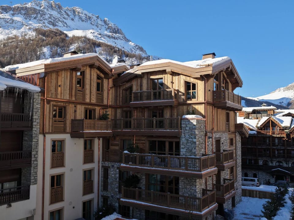 Appartement de luxe 4 pièces 111m² avec terrasse à Val-d'Isère - FR-1-694-425 Apartment in Val dIsere