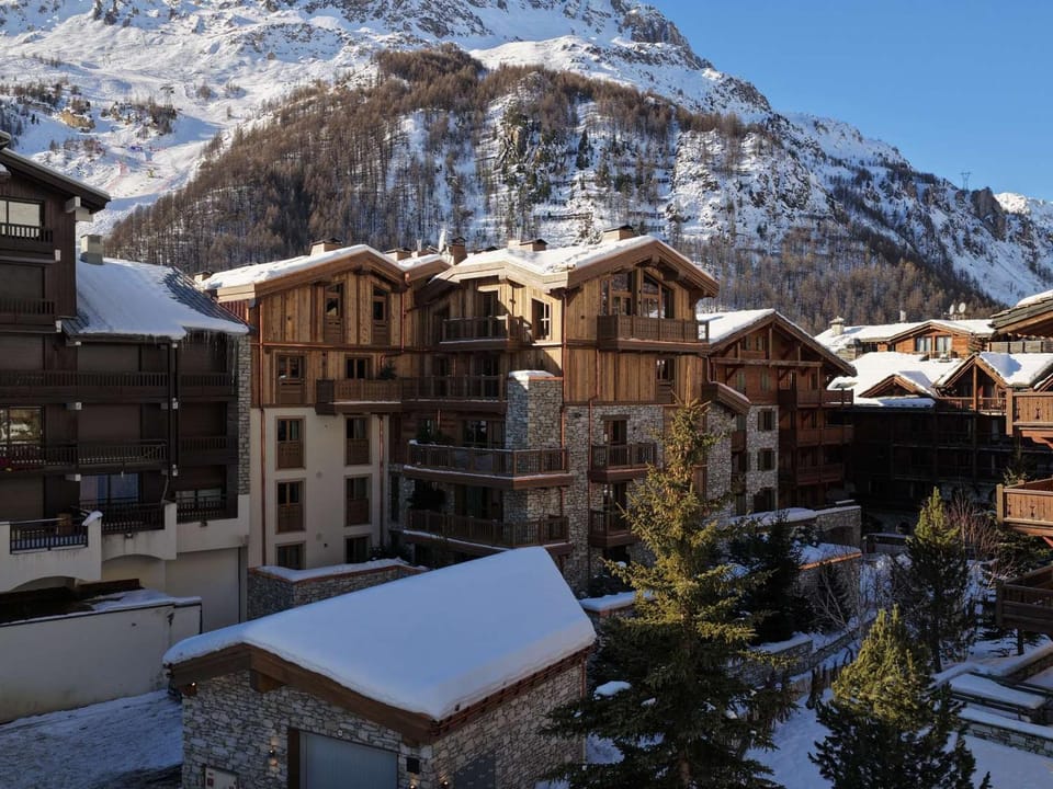 Appartement de luxe 4 pièces 111m² avec terrasse à Val-d'Isère - FR-1-694-425 Apartment in Val dIsere