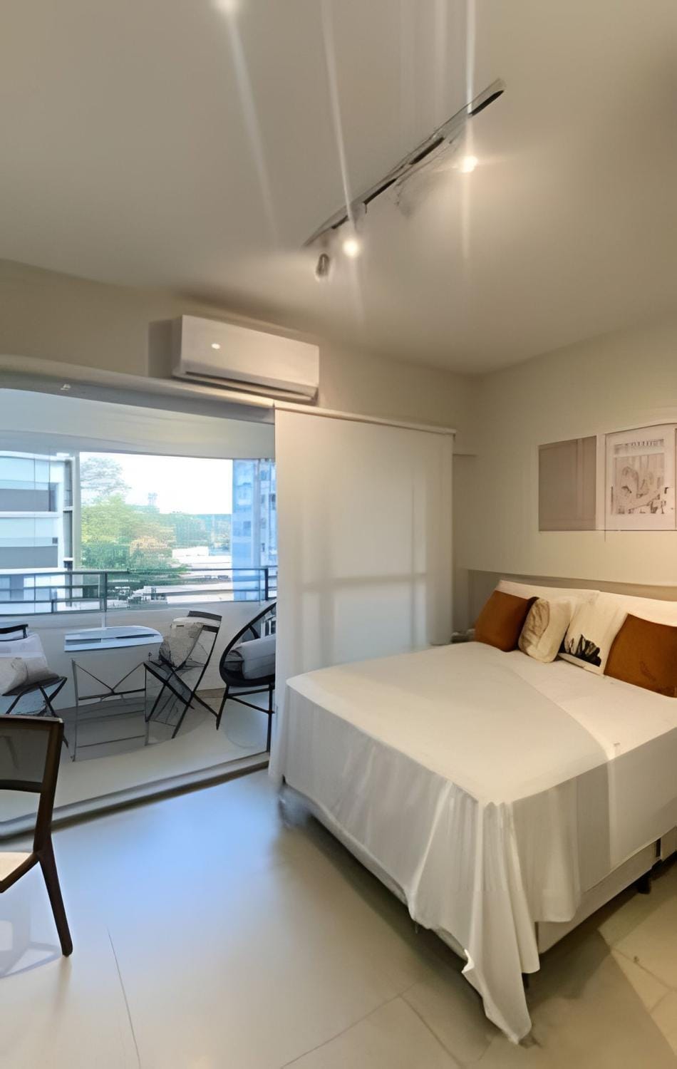 811 Seu refúgio com varanda charmosa Apartment in Sao Paulo City