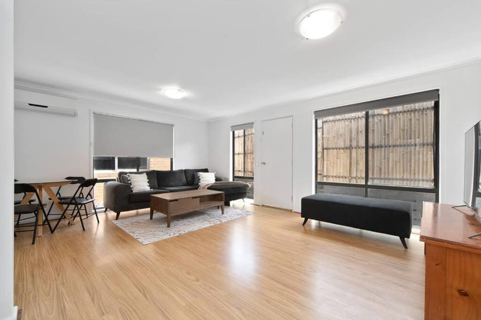 The Station Mornington Apartment in Mornington