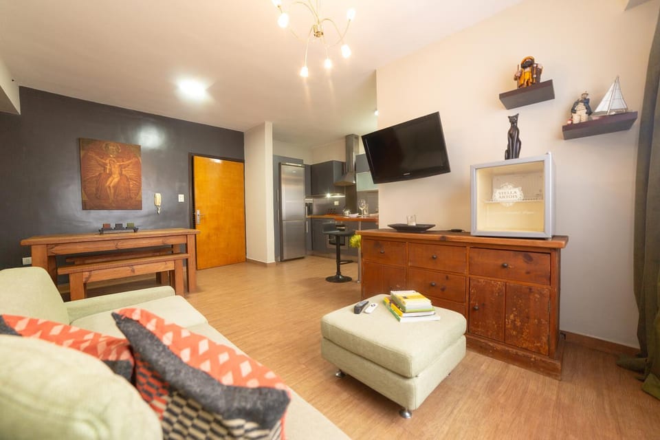 Communal lounge/ TV room, Living room, Evening entertainment