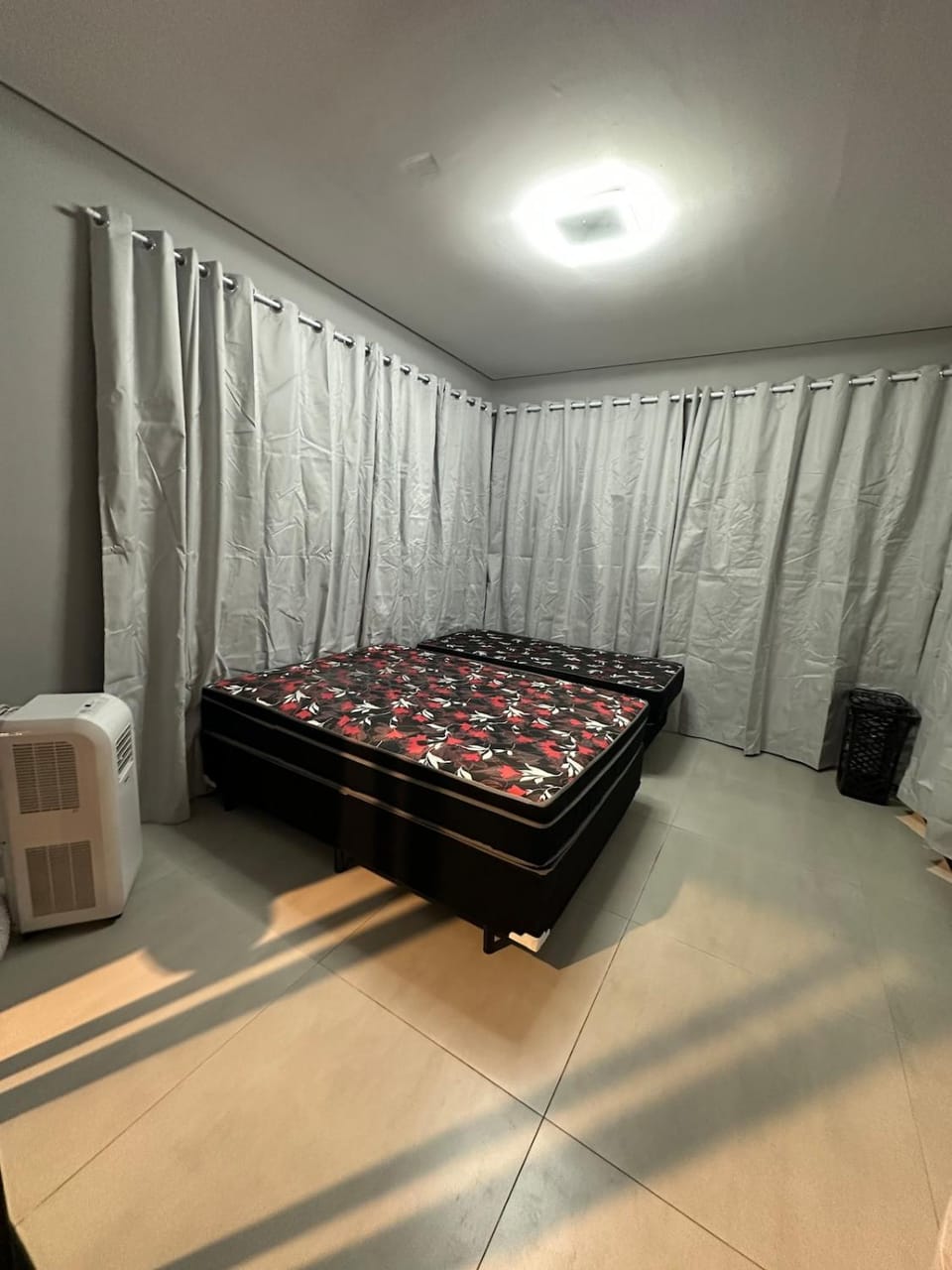Modern country house 90 km from SP House in State of São Paulo