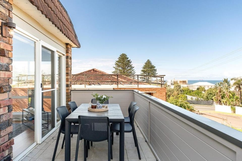 200m to the beach Pet friendly Apartment in Terrigal