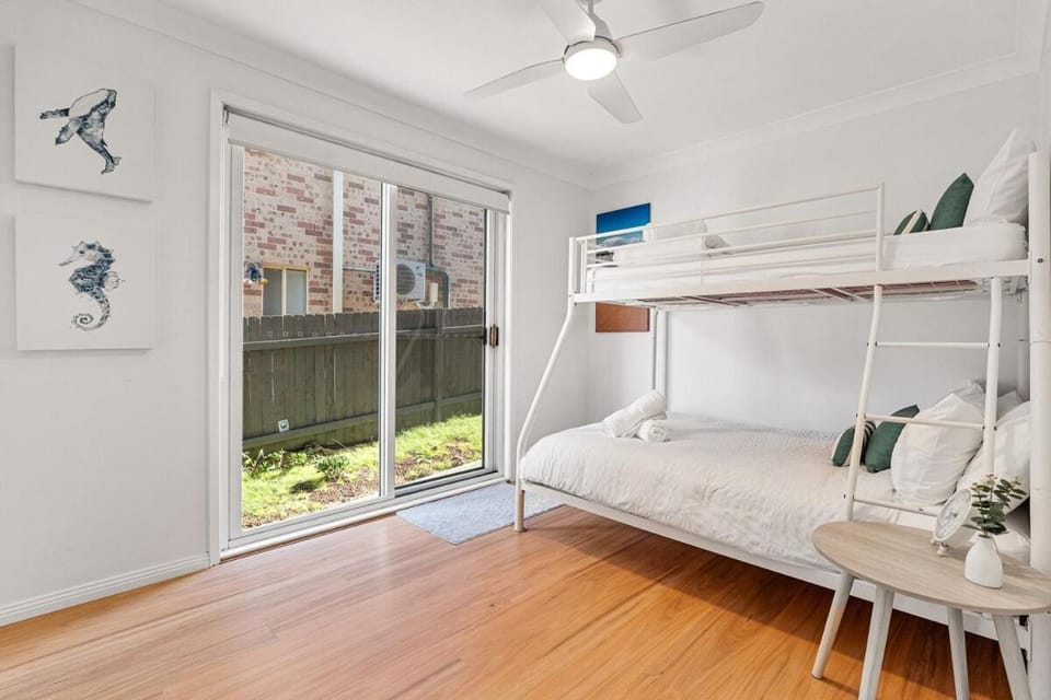 200m to the beach Pet friendly Apartment in Terrigal