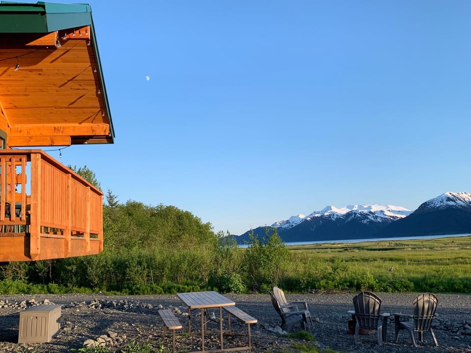 Property building, Natural landscape, Mountain view