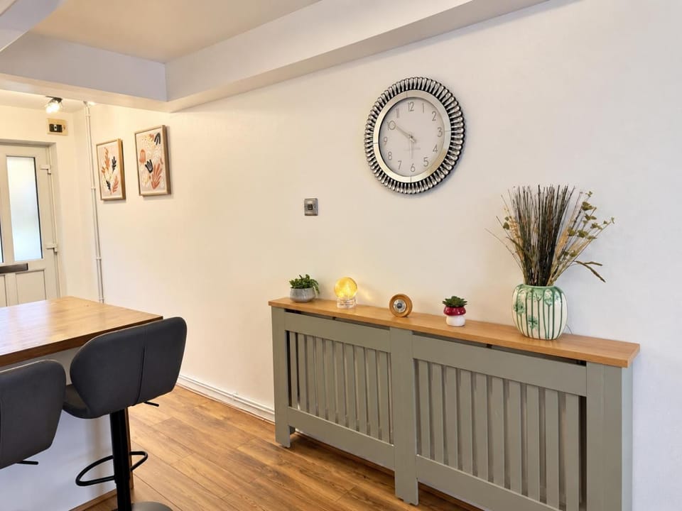 Orpington Cozy Hideaway 2 Bedroom apartment with garden and free Parking Apartment in Orpington