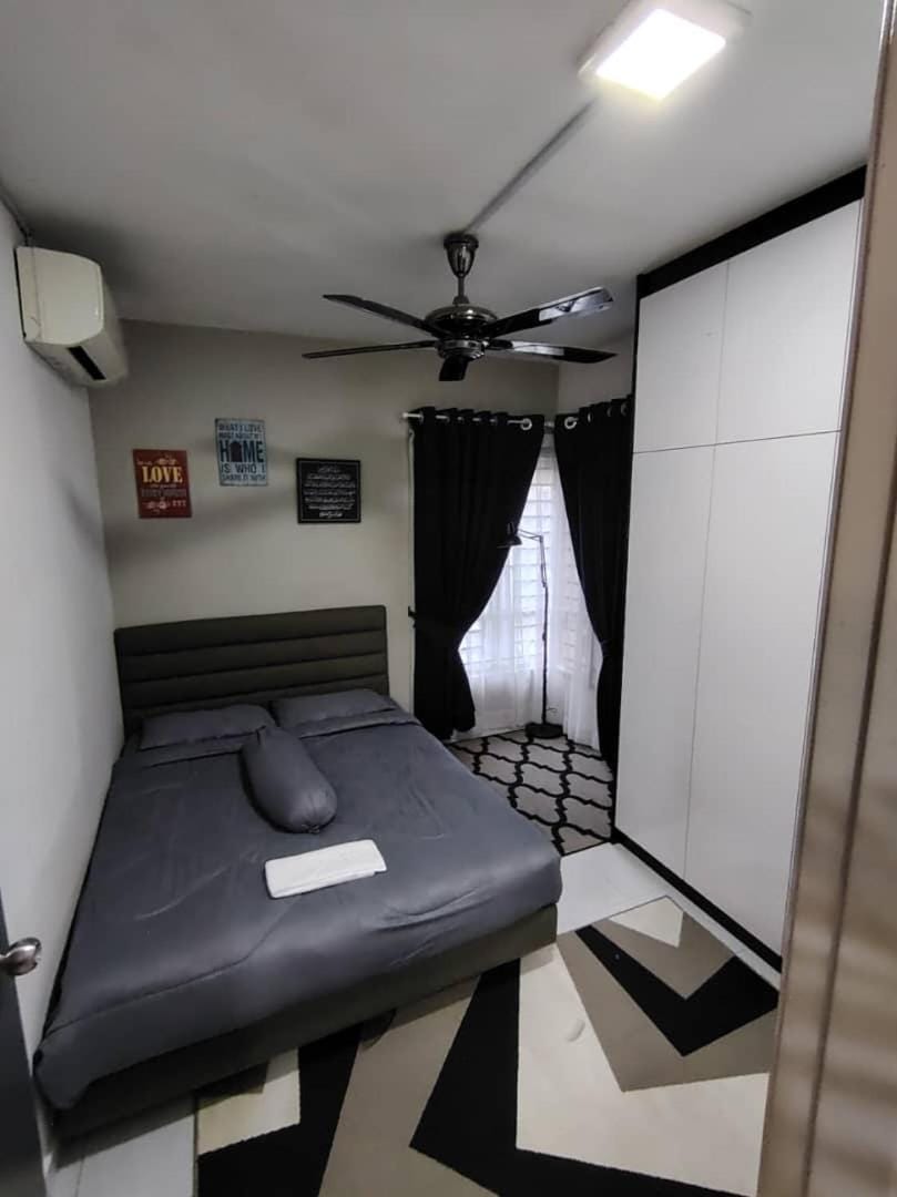 Homestay Rifhan D Tasik Biru Kundang, Gamuda Garden Apartment in Selangor, Malaysia