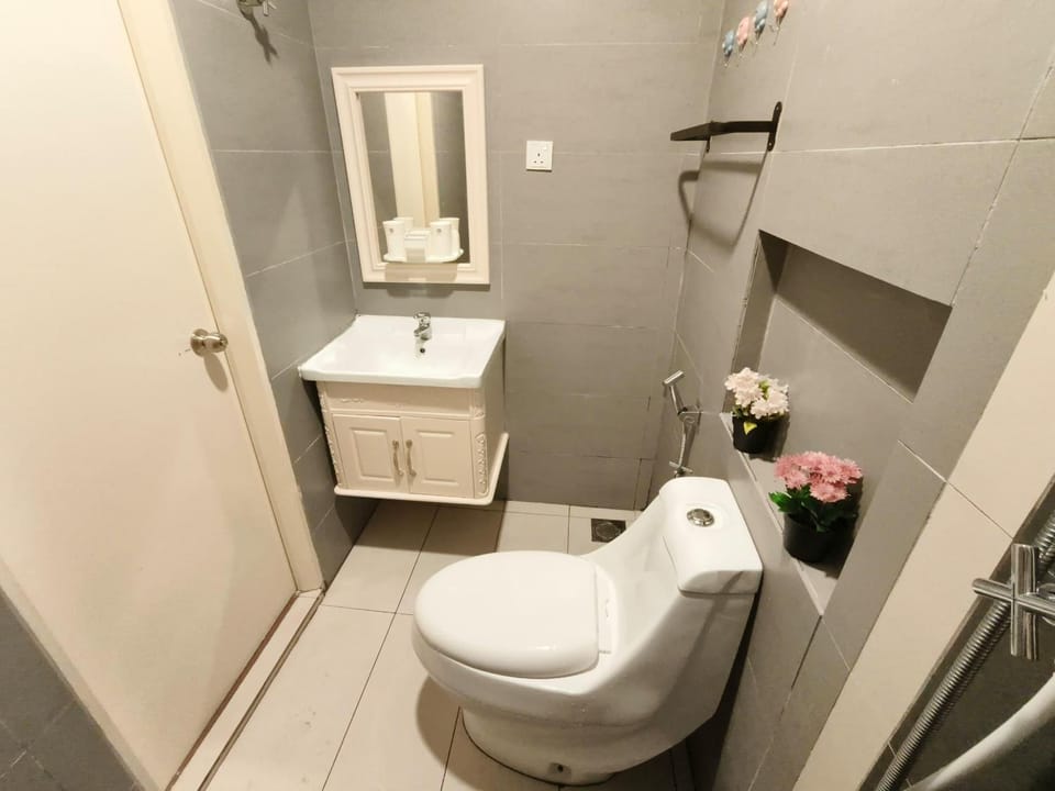 Toilet, Bathroom
