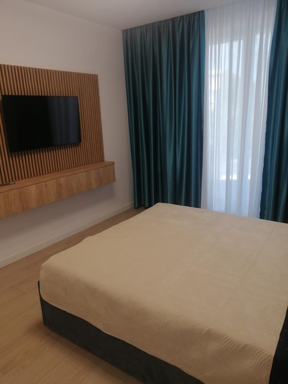 MARIA Sea View Lake ON Apartment in Constanta