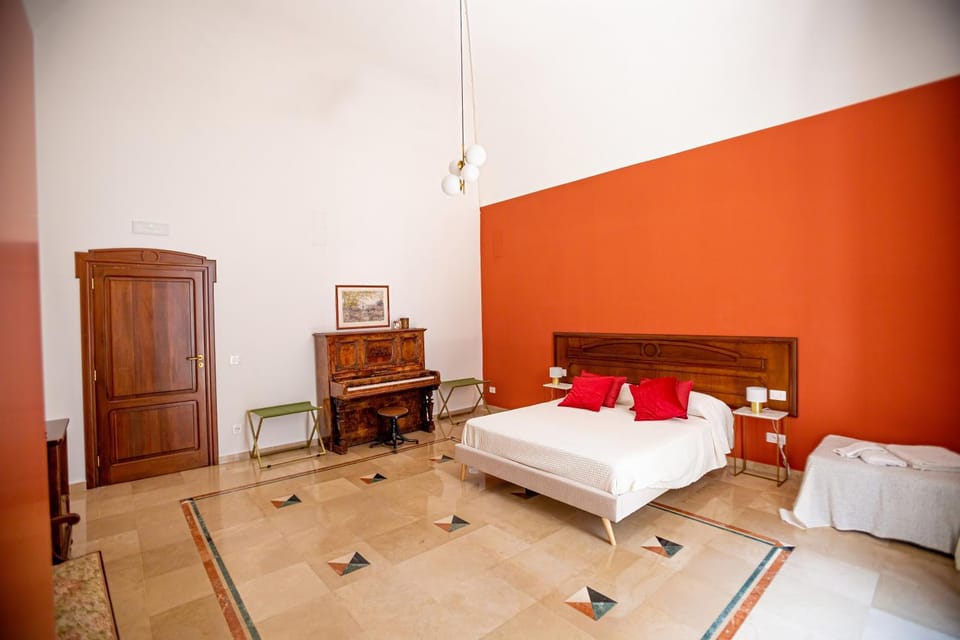 Bedroom, furniture