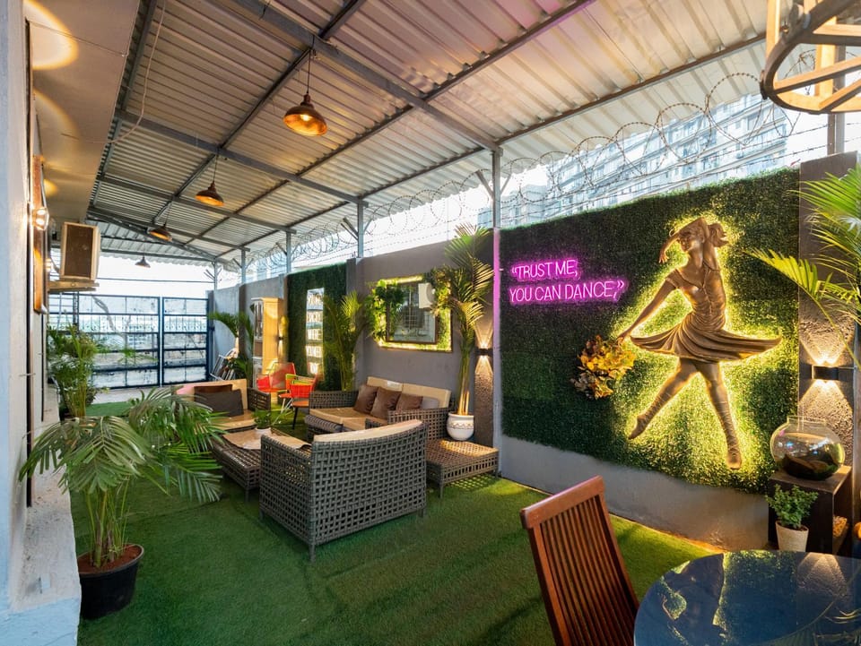 Hilltop Hideaway Party Friendly 4BHK Pool Villa by Spacez Villa in Mumbai