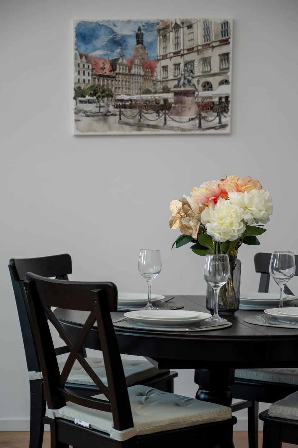Living room, Decorative detail, Seating area