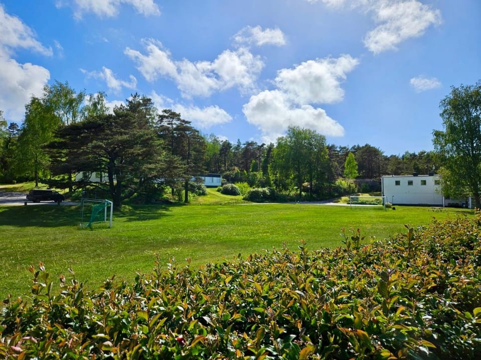 Hällestrand Semesterby R12 House in Västra Götaland County