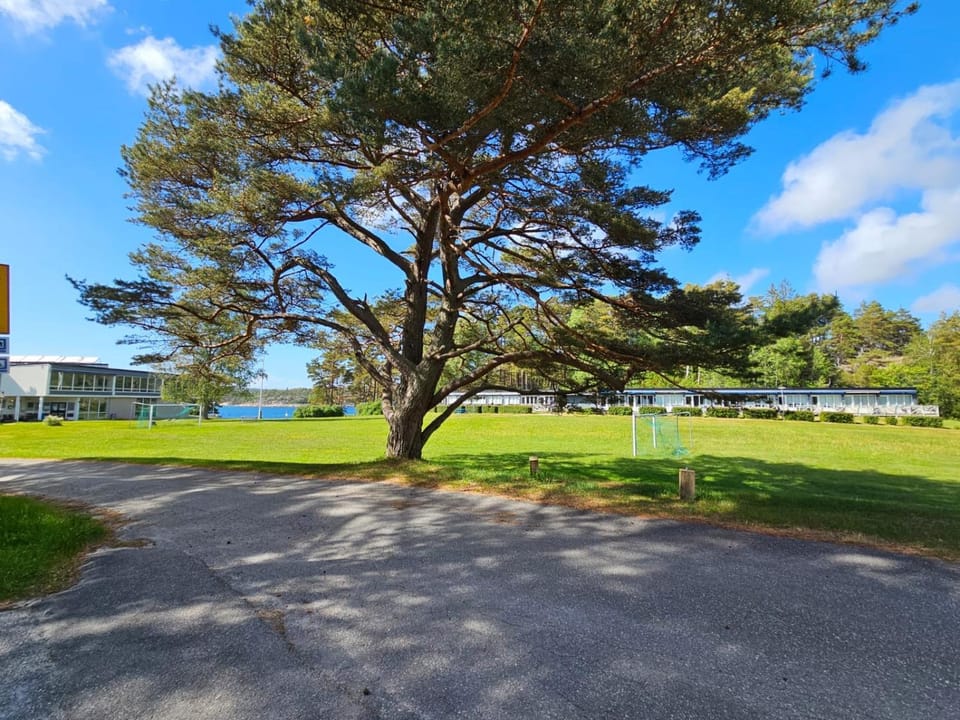 Hällestrand Semesterby R12 House in Västra Götaland County