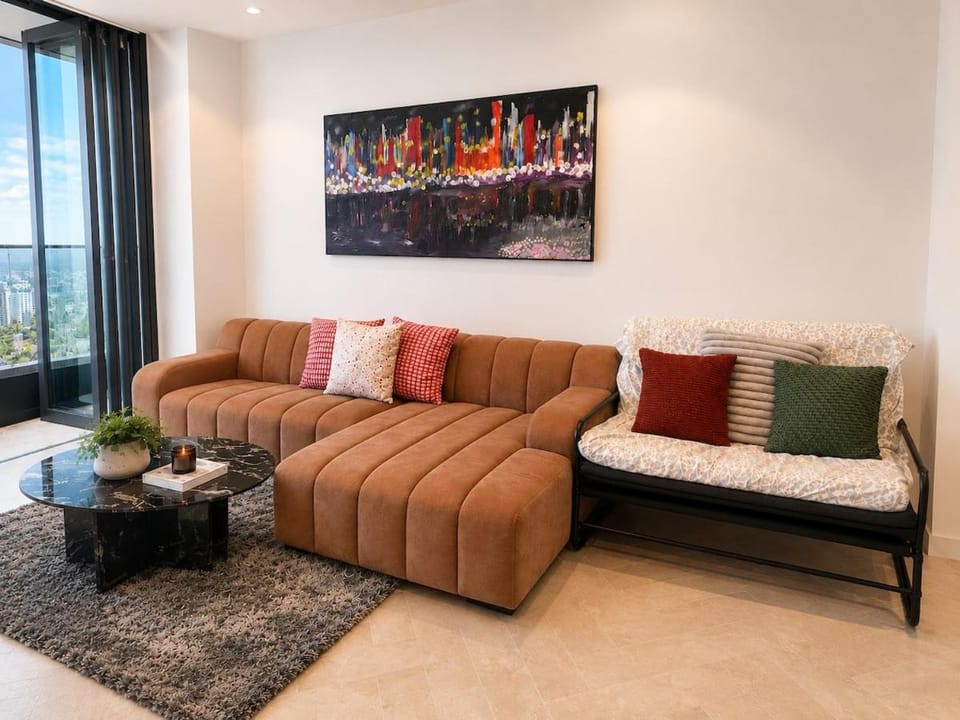 QueensWharf, Panoramic Level 60 | Sleep 5 Pool Gym Apartment in Brisbane City