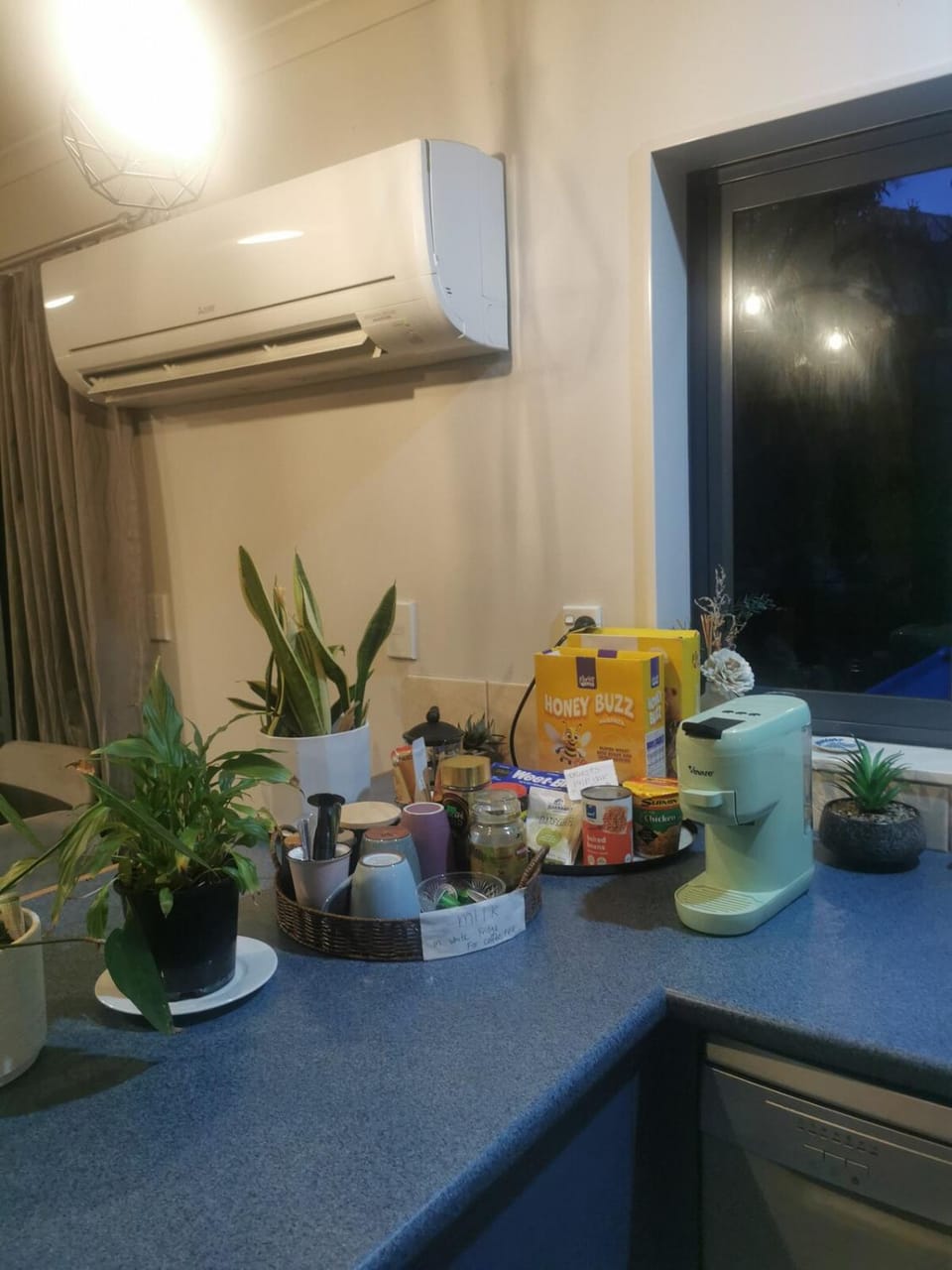 Coffee/tea facilities, Kitchen or kitchenette, Open Air Bath, air conditioner