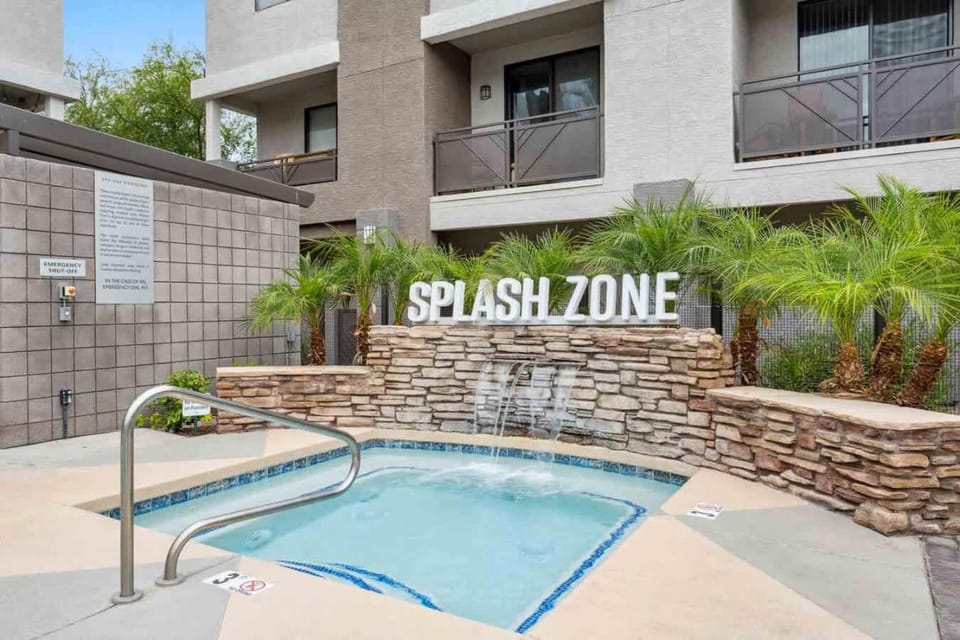Day, Pool view, Swimming pool, Swimming pool