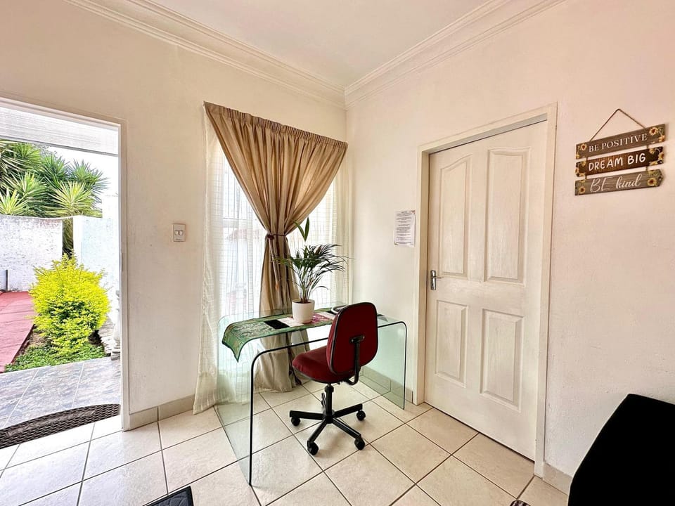 Long on Hill Bed and Breakfast in Sandton