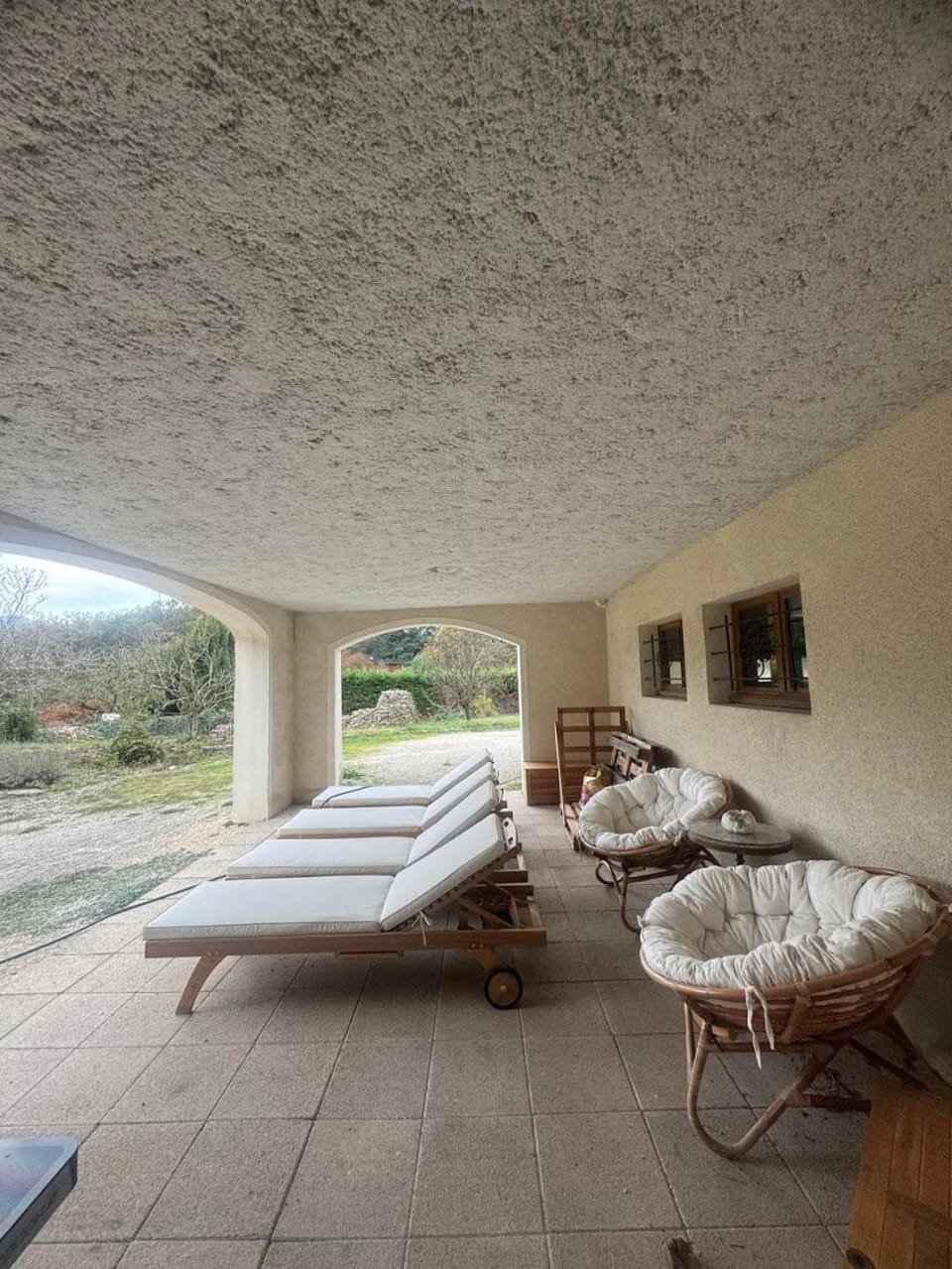 Seating area, sunbed