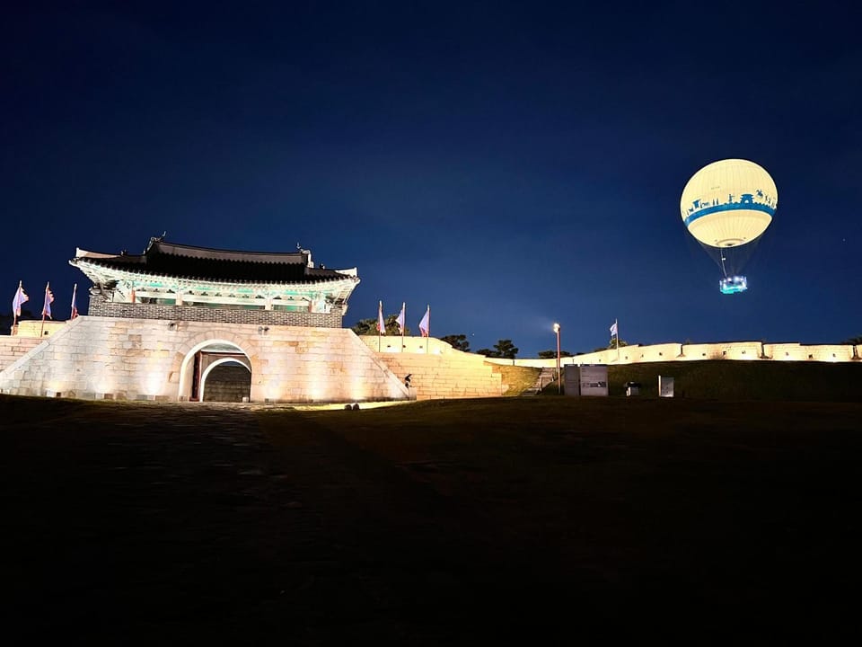 Nearby landmark, Night, Landmark view