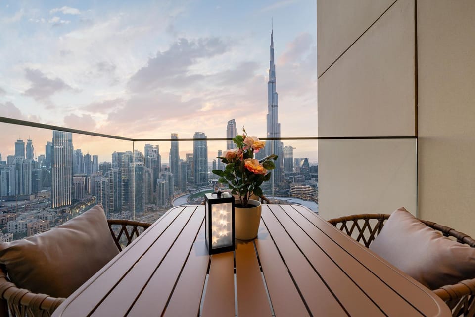 View (from property/room), Balcony/Terrace, City view