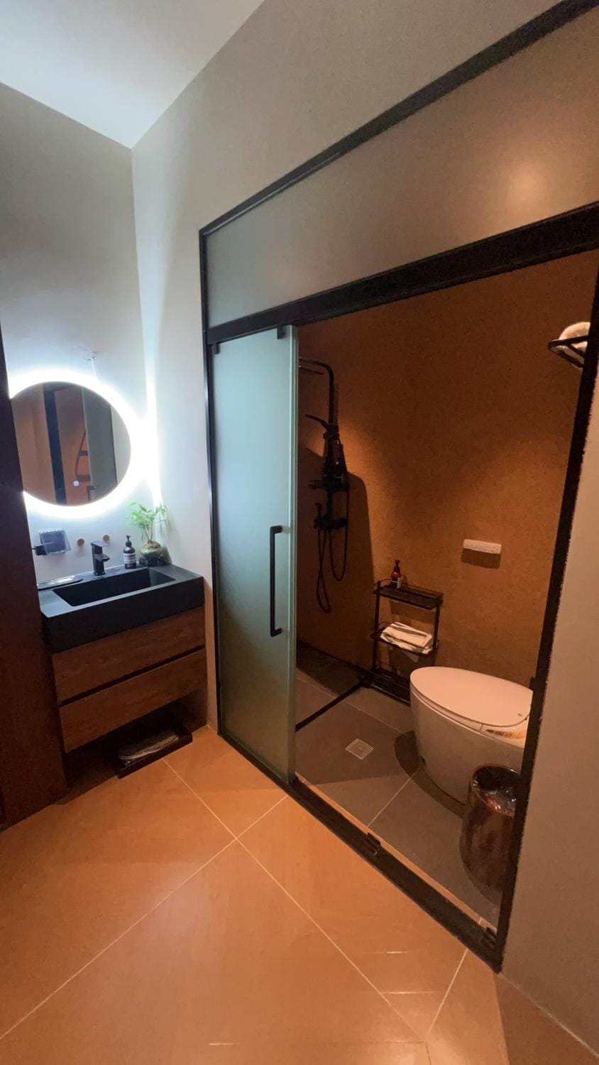 Toilet, Bathroom