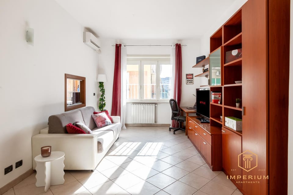 TV and multimedia, Living room, Seating area, Evening entertainment, internet, wardrobe, air conditioner