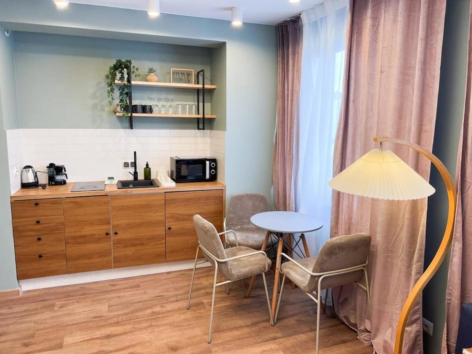 Olive Apartment with balcony Apartment in Warsaw