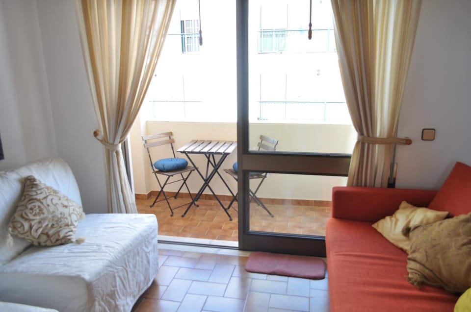 Balcony/Terrace, Living room