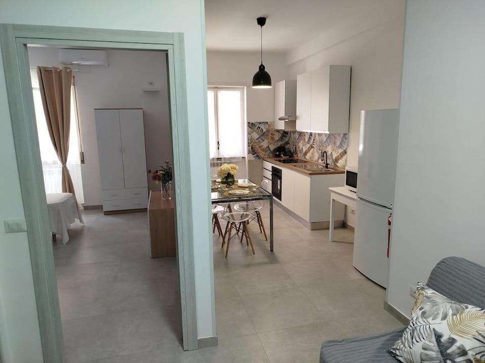 Close to the sea and 10 minutes from the airport Apartment in Ostia