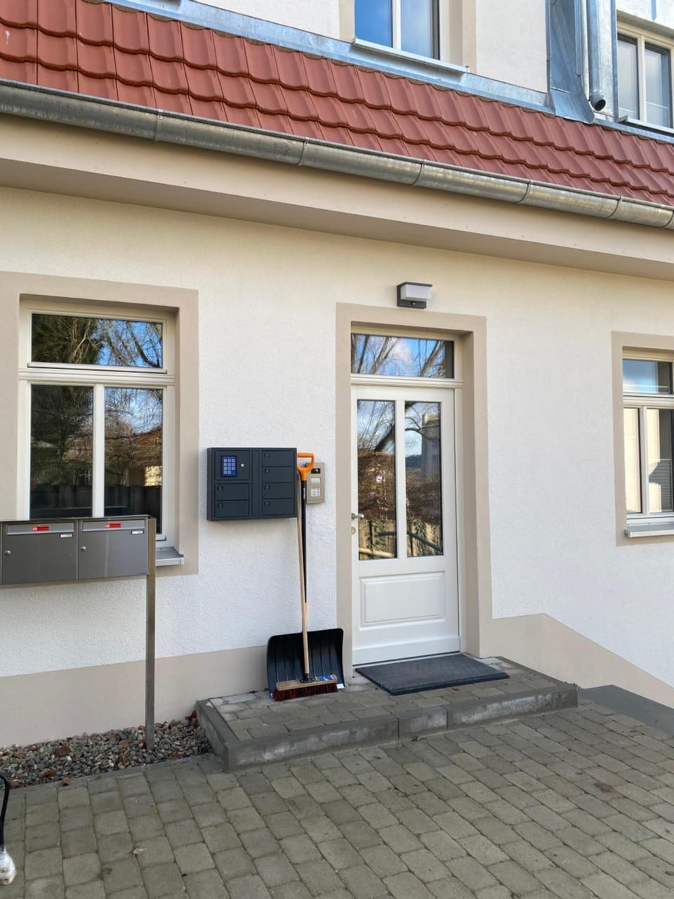 Property building, Day