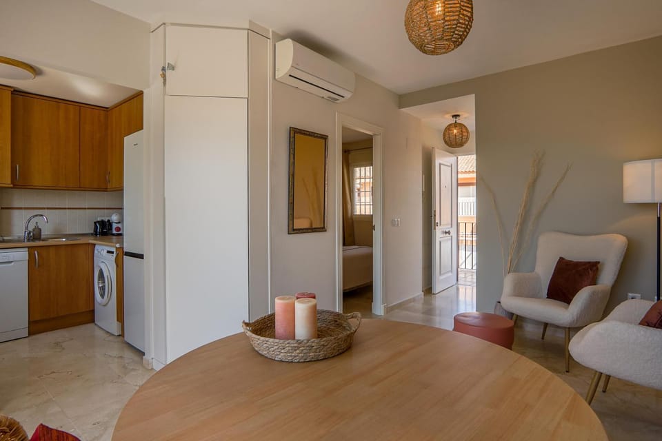 Kitchen or kitchenette, Living room, Other, washing machine, air conditioner